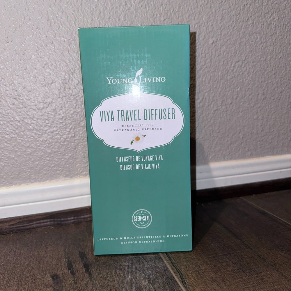 VIYA Travel Diffuser - Young Living